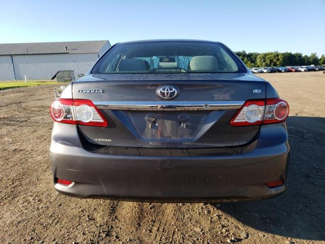 5YFBU4EE3DP075697 - 2013 TOYOTA COROLLA BASE ნაცრისფერი ფოტო 6