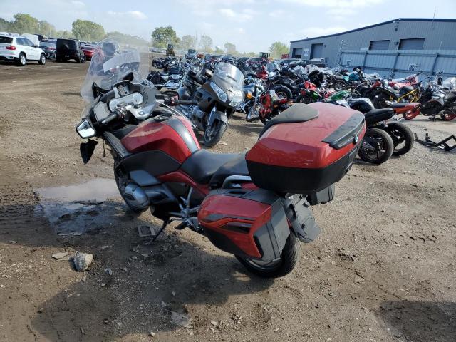 WB10A1307JZ466579 - 2018 BMW R1200 RT RED photo 3