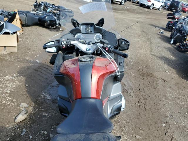 WB10A1307JZ466579 - 2018 BMW R1200 RT RED photo 5