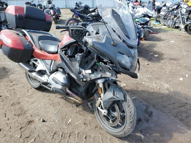 WB10A1307JZ466579 - 2018 BMW R1200 RT RED photo 9