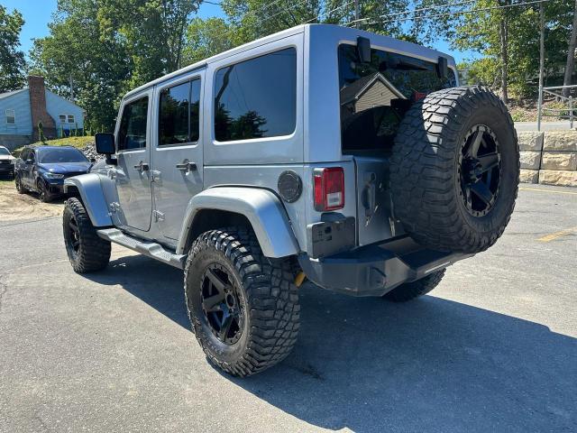 1C4HJWEGXEL236766 - 2014 JEEP WRANGLER U SAHARA SILVER photo 2
