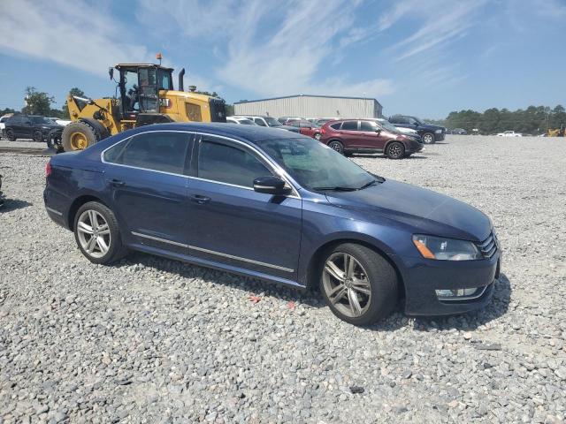 1VWBS7A36FC038227 - 2015 VOLKSWAGEN PASSAT SE BLUE photo 4