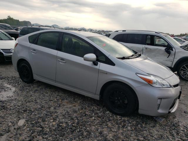 JTDKN3DU4F1927305 - 2015 TOYOTA PRIUS ვერცხლისფერი ფოტო 4