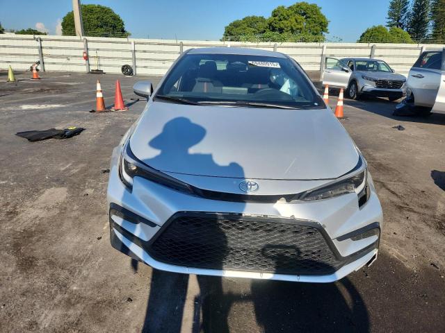 5YFS4MCE8PP154824 - 2023 TOYOTA COROLLA SE Gümüş foto 9