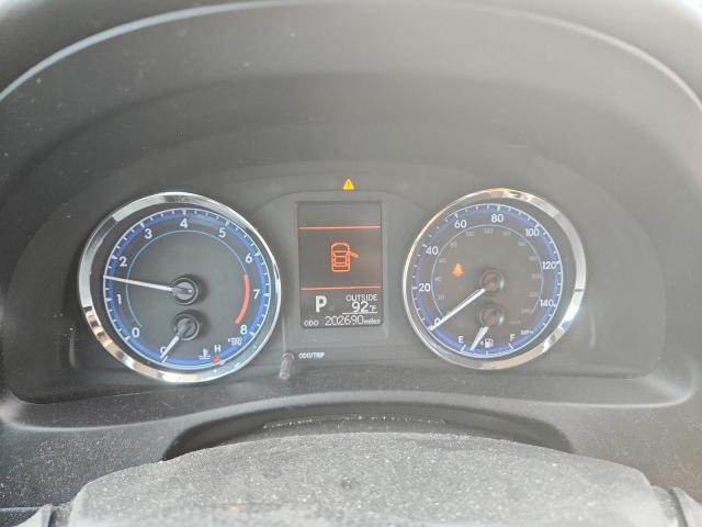 5YFBURHE7JP751752 - 2018 TOYOTA COROLLA L SILVER photo 9