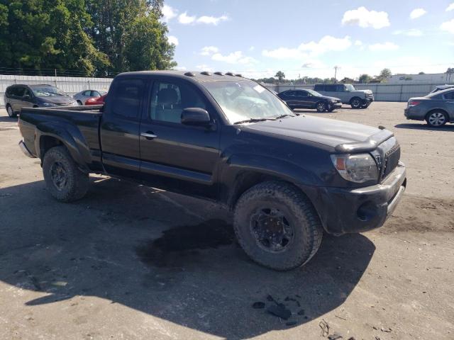 5TETU62N78Z591775 - 2008 TOYOTA TACOMA PRERUNNER ACCESS CAB BLACK photo 4