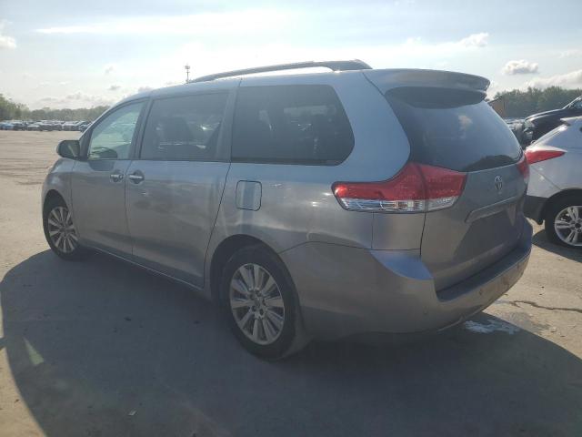 5TDDK3DC1DS053939 - 2013 TOYOTA SIENNA XLE ნაცრისფერი ფოტო 2