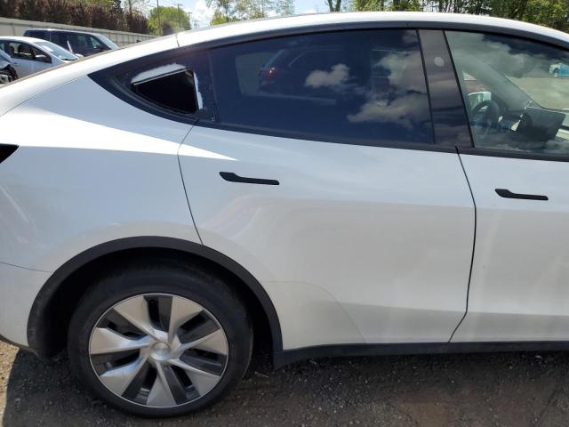 7SAYGDEE4PF804715 - 2023 TESLA MODEL Y Blanc photo 10