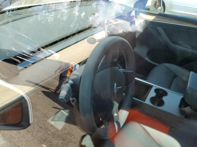 7SAYGDEE4PF804715 - 2023 TESLA MODEL Y Blanc photo 9