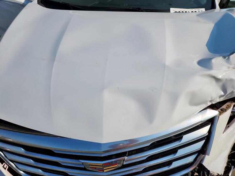 1GYKNCRS8JZ136352 - 2018 CADILLAC XT5 LUXURY WHITE photo 12