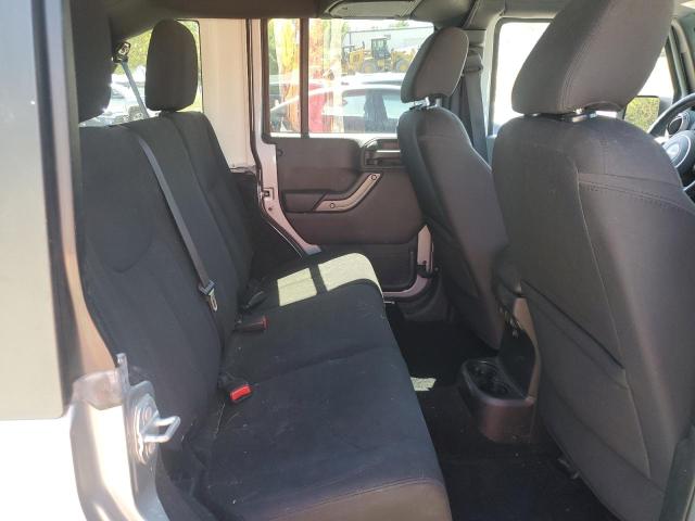 1C4BJWDG2JL808897 - 2018 JEEP WRANGLER SPORT SILVER photo 10