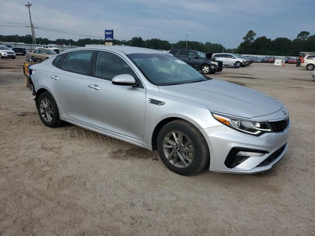 5XXGT4L31KG364013 - 2019 KIA OPTIMA LX 银色 照片 4