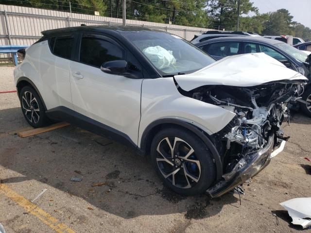 JTNKHMBX2L1092158 - 2020 TOYOTA C-HR XLE WHITE photo 4