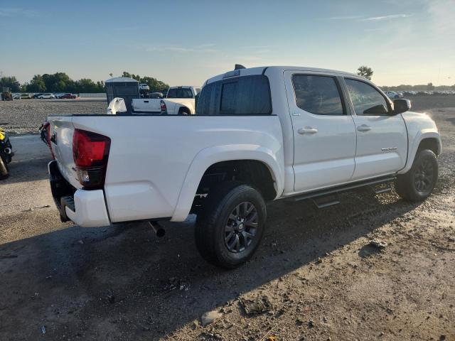 3TMCZ5AN1PM615447 - 2023 TOYOTA TACOMA DOUBLE CAB WHITE photo 3