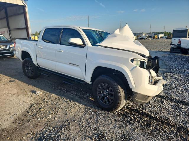3TMCZ5AN1PM615447 - 2023 TOYOTA TACOMA DOUBLE CAB WHITE photo 4