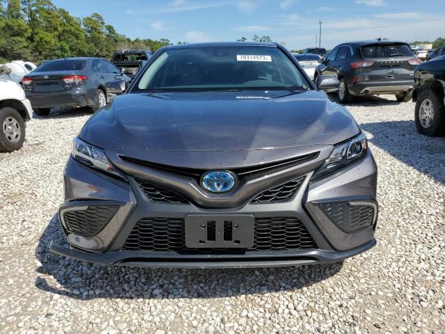 4T1G31AK7RU622074 - 2024 TOYOTA CAMRY SE NIGHT SHADE CHARCOAL photo 5