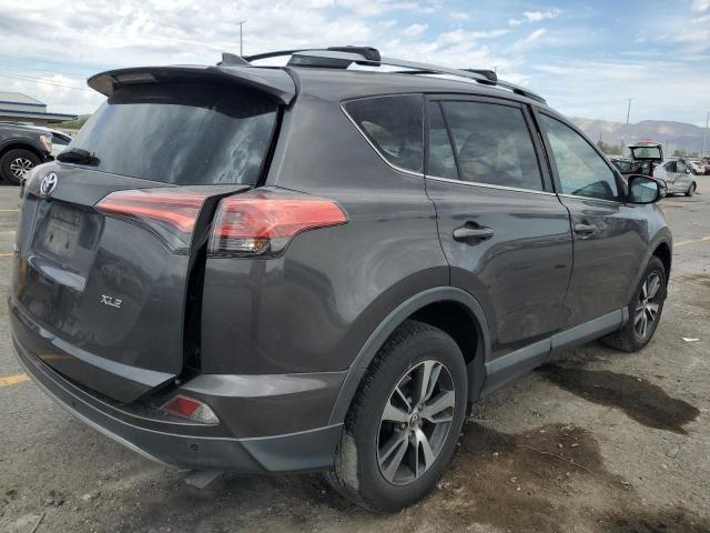 2T3WFREVXHW375676 - 2017 TOYOTA RAV4 XLE GRAY photo 3