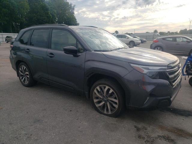 JF2SLDTC8SH513614 - 2025 SUBARU FORESTER TOURING Gris photo 4