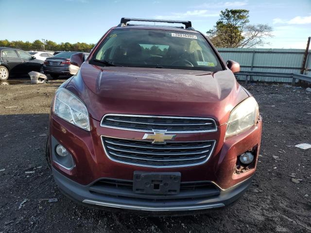 3GNCJMSB0GL267885 - 2016 CHEVROLET TRAX LTZ MAROON photo 5