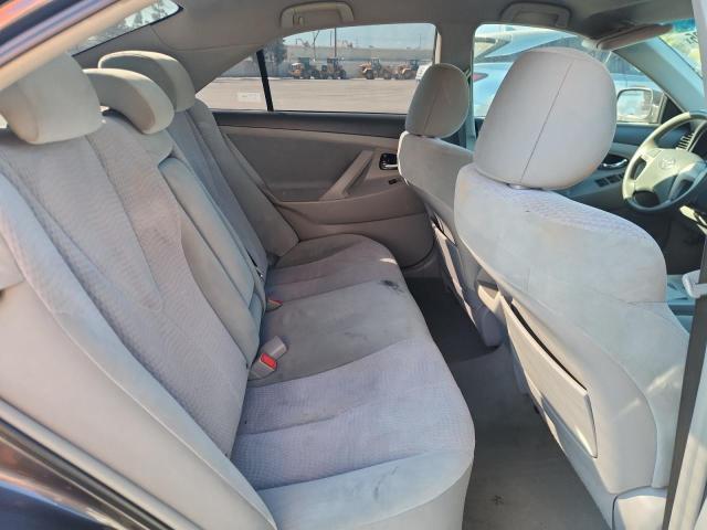 4T4BF3EK6BR215690 - 2011 TOYOTA CAMRY BASE ნაცრისფერი ფოტო 10