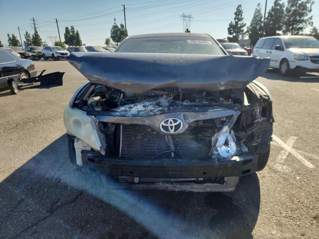 4T4BF3EK6BR215690 - 2011 TOYOTA CAMRY BASE ნაცრისფერი ფოტო 5