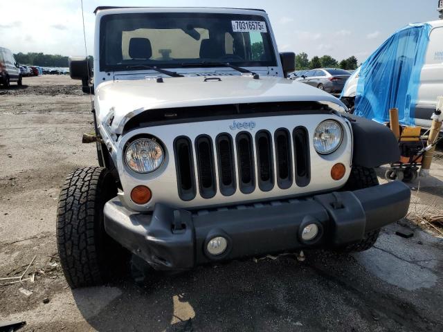 1J4AA2D13BL501959 - 2011 JEEP WRANGLER SPORT SILVER photo 5