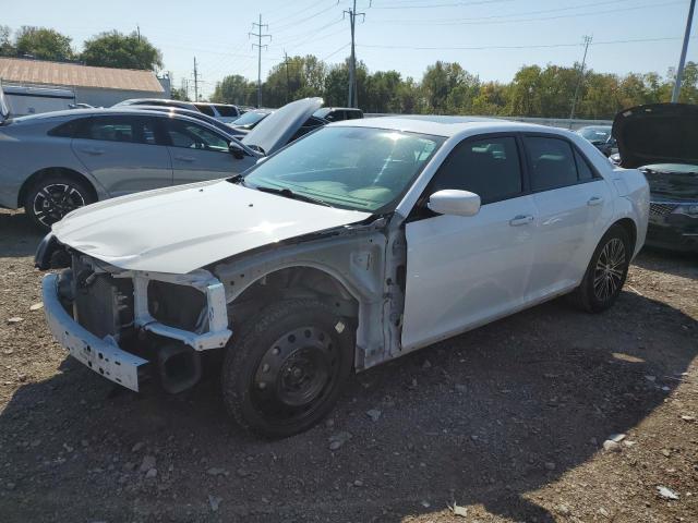 2C3CCAGG0EH374368 - 2014 CHRYSLER 300 S WHITE photo 1