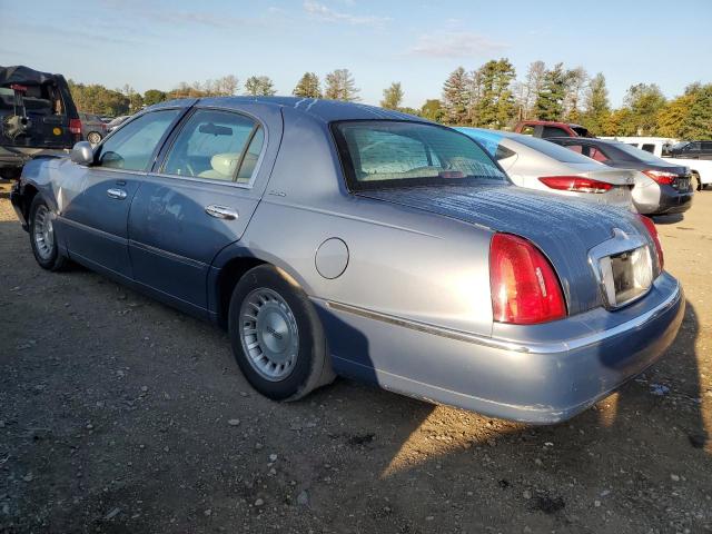 1LNHM81W4XY717727 - 1999 LINCOLN TOWN CAR EXECUTIVE GRAY photo 2