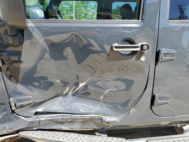 1C4HJWEG8GL284415 - 2016 JEEP WRANGLER U SAHARA GRAY photo 7
