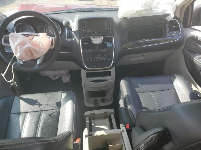 2C4RC1CG3GR302556 - 2016 CHRYSLER TOWN & COU TOURING L MAROON photo 8