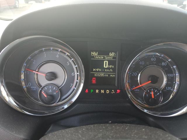 2C4RC1CG3GR302556 - 2016 CHRYSLER TOWN & COU TOURING L MAROON photo 9