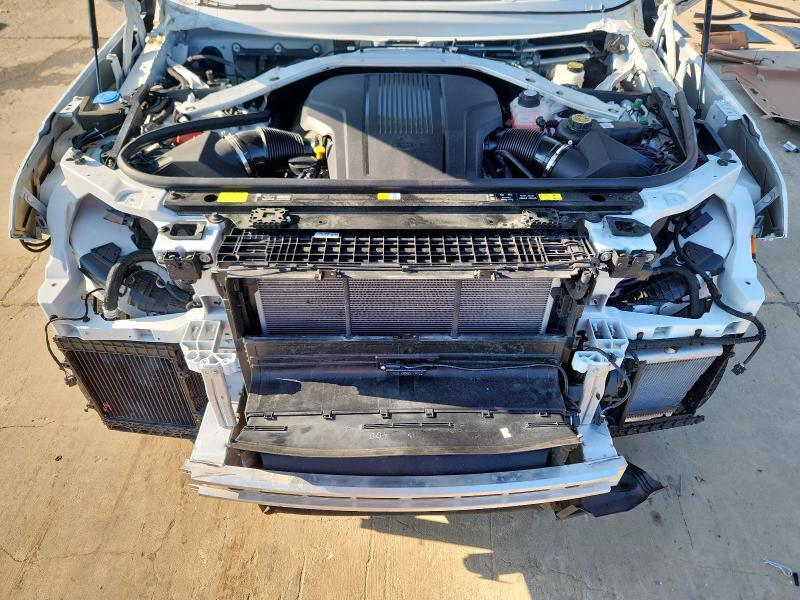 SALKP9E98RA230644 - 2024 LAND ROVER RANGE ROVE SE WHITE photo 12