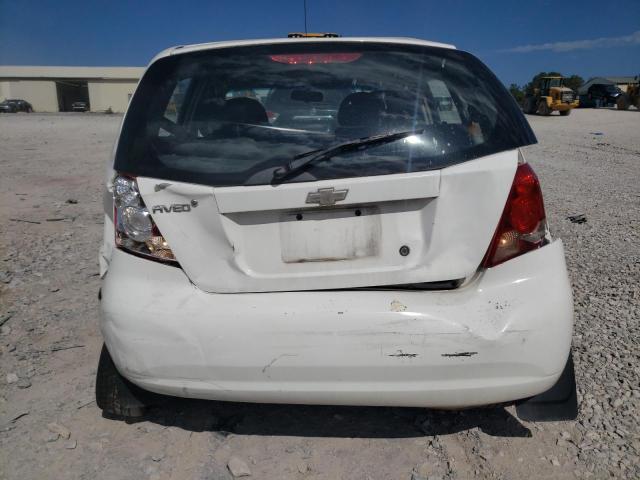 KL1TD666X8B256315 - 2008 CHEVROLET AVEO BASE WHITE photo 6