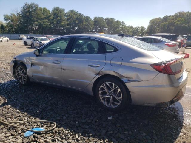 5NPEF4JA8LH015906 - 2020 HYUNDAI SONATA SEL SILVER photo 2