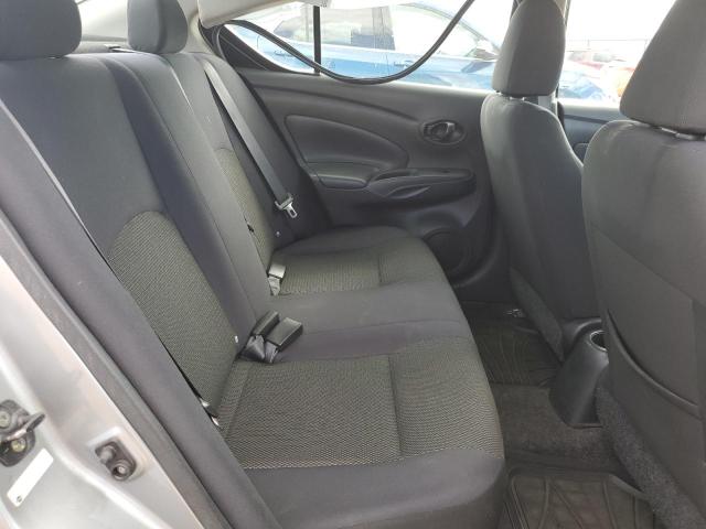 3N1CN7AP2CL896427 - 2012 NISSAN VERSA S 银色 照片 10