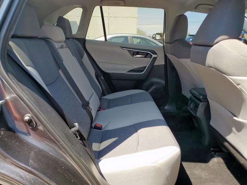 2T3P1RFVXLC070724 - 2020 TOYOTA RAV4 XLE GRAY photo 11