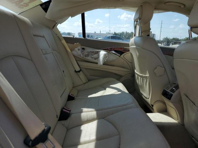 WDBUF70J54A431899 - 2004 MERCEDES-BENZ E 500 WHITE photo 10