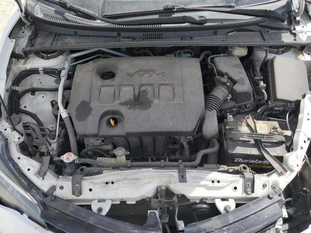 5YFBURHE6JP817658 - 2018 TOYOTA COROLLA L WHITE photo 11