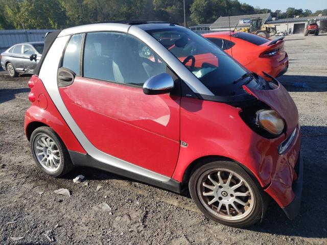 WMEEK3BAXBK438590 - 2011 SMART FORTWO PASSION RED photo 4