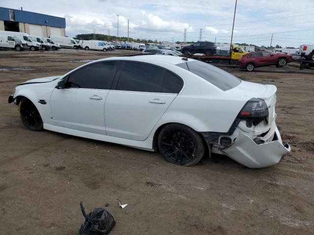 6G2EC57Y59L226351 - 2009 PONTIAC G8 GT WHITE photo 2