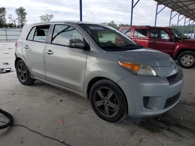 JTKKUPB47D1036542 - 2013 TOYOTA SCION XD SILVER photo 4