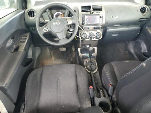 JTKKUPB47D1036542 - 2013 TOYOTA SCION XD SILVER photo 8