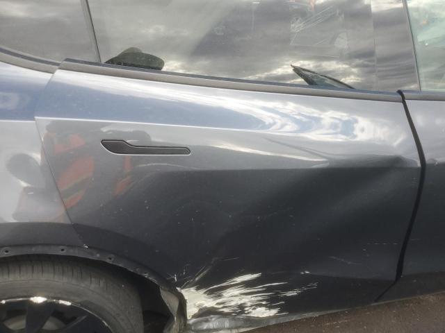 7SAYGDEE2PF639103 - 2023 TESLA MODEL Y Czarny zdjęcie 11