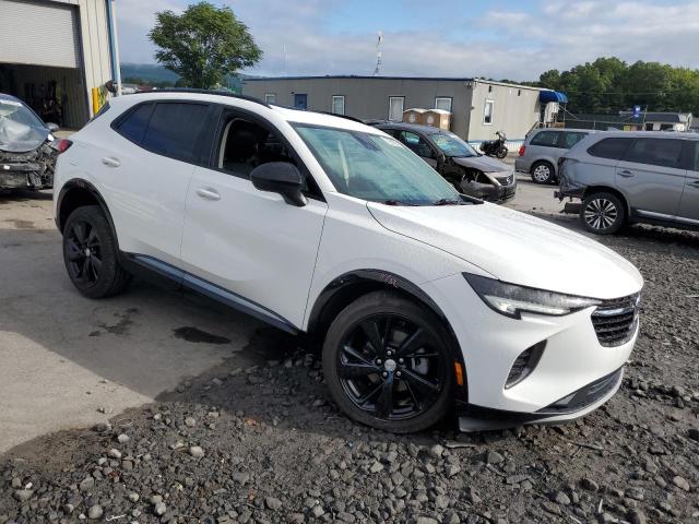 LRBFZPR47MD131440 - 2021 BUICK ENVISION ESSENCE Սպիտակ լուսանկար 4