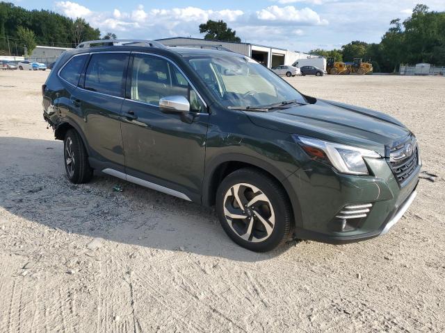 JF2SKARC4PH436157 - 2023 SUBARU FORESTER TOURING Grün Foto 4