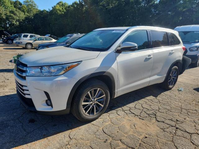 2017 TOYOTA HIGHLANDER SE, 