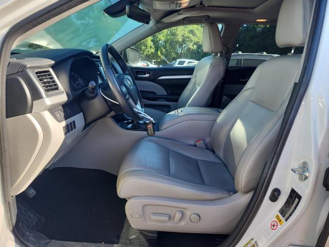 5TDKZRFH6HS525315 - 2017 TOYOTA HIGHLANDER SE 白色 照片 7