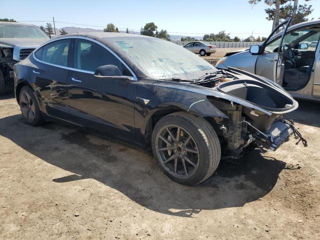 5YJ3E1EA1KF306134 - 2019 TESLA MODEL 3 შავი ფოტო 4