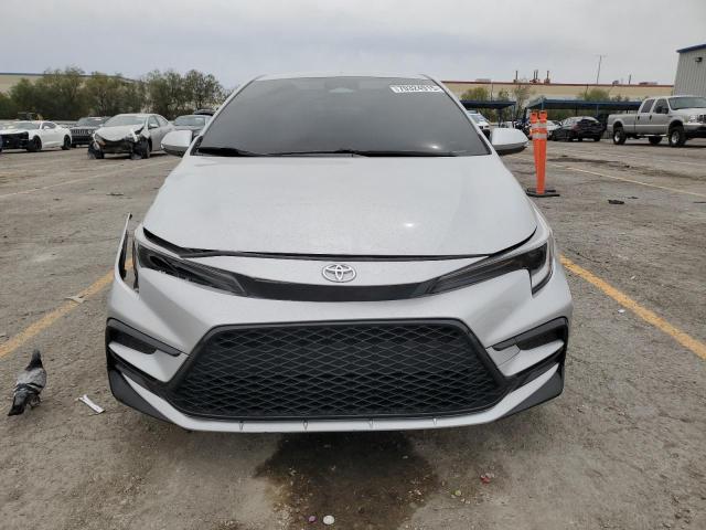 JTDS4MCE3P3517068 - 2023 TOYOTA COROLLA SE SILVER photo 5