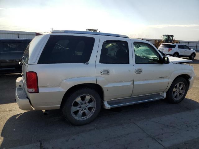1GYEK63N35R198693 - 2005 CADILLAC ESCALADE LUXURY თეთრი ფოტო 3